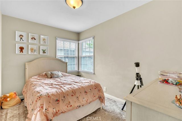 3295 Las Lunas, Pasadena, CA 91107