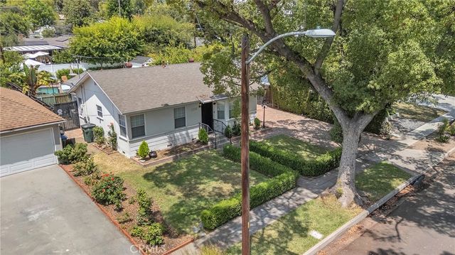 3295 Las Lunas, Pasadena, CA 91107