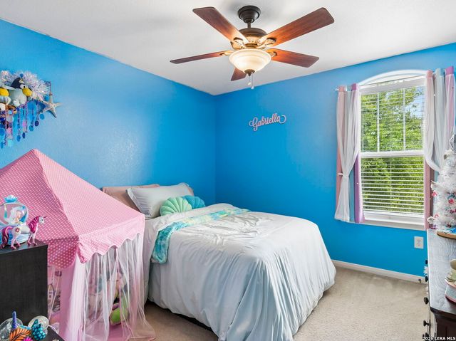 212 Bison Ln, Cibolo, TX 78108