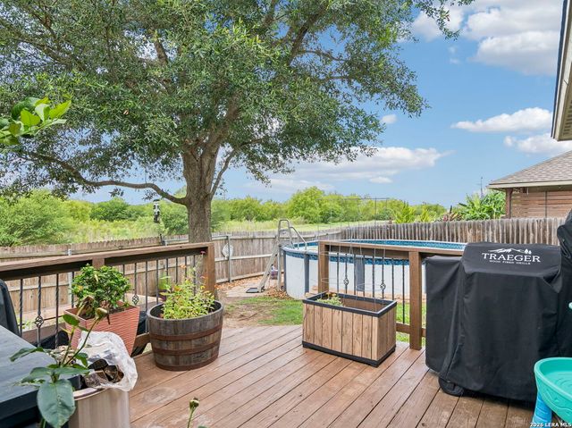 212 Bison Ln, Cibolo, TX 78108