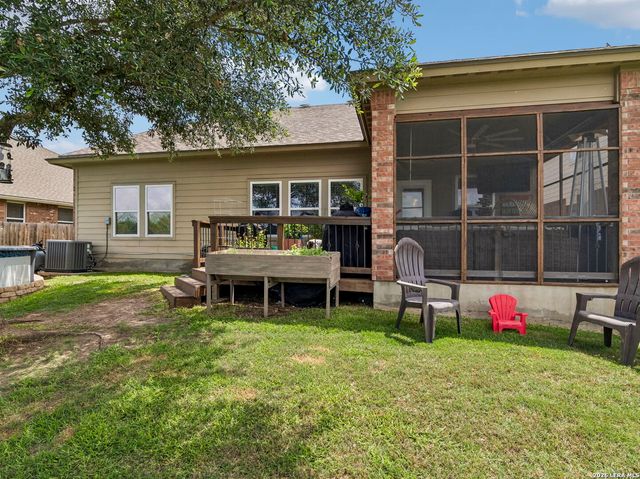 212 Bison Ln, Cibolo, TX 78108