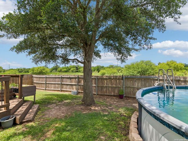 212 Bison Ln, Cibolo, TX 78108