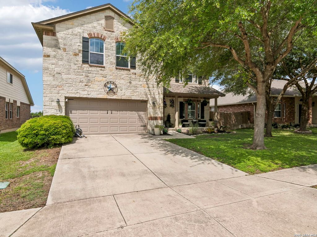 212 Bison Ln, Cibolo, TX 78108