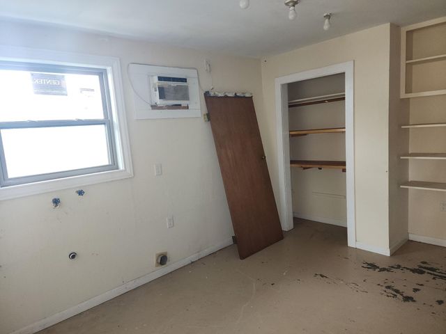 9021 Lomax Street, Houston, TX 77093