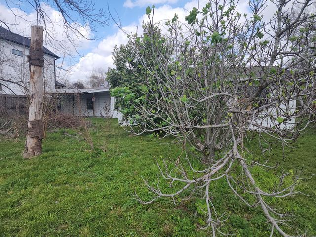 9021 Lomax Street, Houston, TX 77093