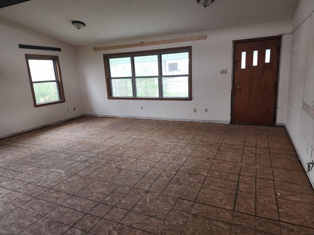 9021 Lomax Street, Houston, TX 77093