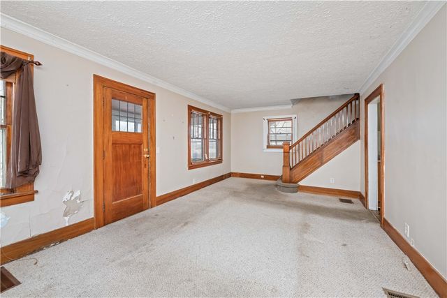 212 Almay Road, Greece, NY 14616