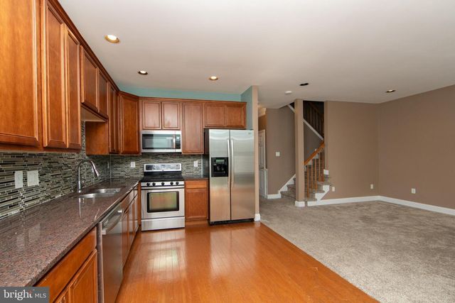 7 KINGSWOOD CT, Westampton, NJ 08060