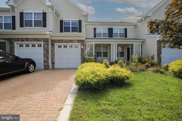 7 KINGSWOOD CT, Westampton, NJ 08060