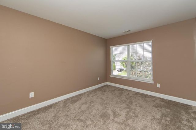 7 KINGSWOOD CT, Westampton, NJ 08060