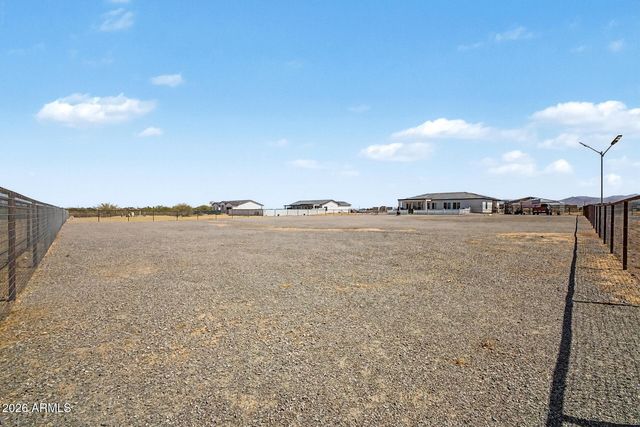 23020 W SKINNER Road, Wittmann, AZ 85361