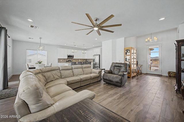 23020 W SKINNER Road, Wittmann, AZ 85361