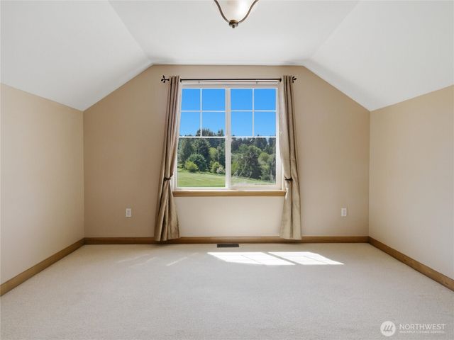 5018 Pleasant Glade Road NE, Olympia, WA 98516