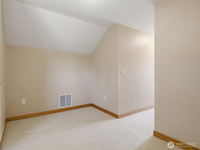 5018 Pleasant Glade Road NE, Olympia, WA 98516