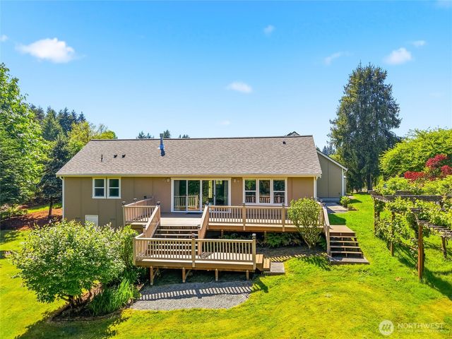 5018 Pleasant Glade Road NE, Olympia, WA 98516
