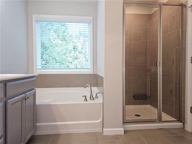 871 Sunset Park Drive, Suwanee, GA 30024