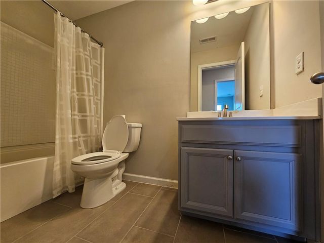 871 Sunset Park Drive, Suwanee, GA 30024
