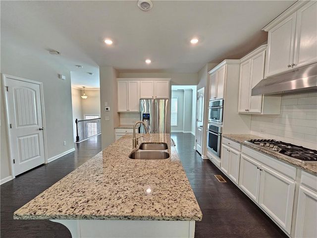 871 Sunset Park Drive, Suwanee, GA 30024
