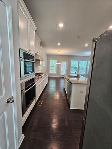871 Sunset Park Drive, Suwanee, GA 30024