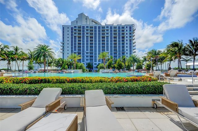 1776 Polk St 505, Hollywood, FL 33020
