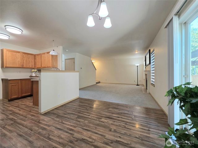 20702 190th Avenue E, Orting, WA 98360
