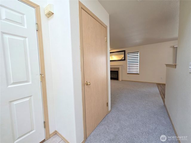 20702 190th Avenue E, Orting, WA 98360