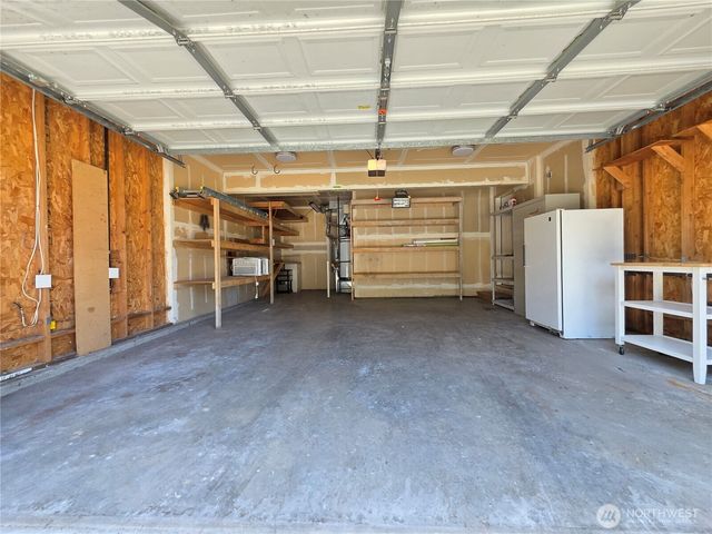 20702 190th Avenue E, Orting, WA 98360