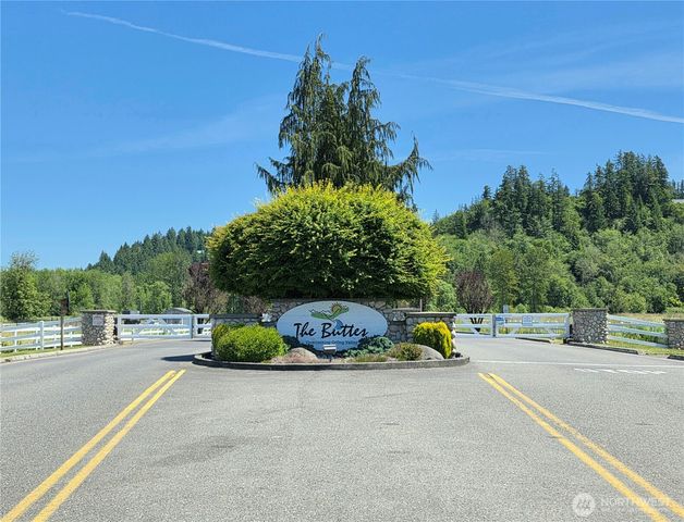 20702 190th Avenue E, Orting, WA 98360