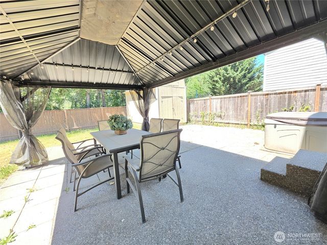 20702 190th Avenue E, Orting, WA 98360