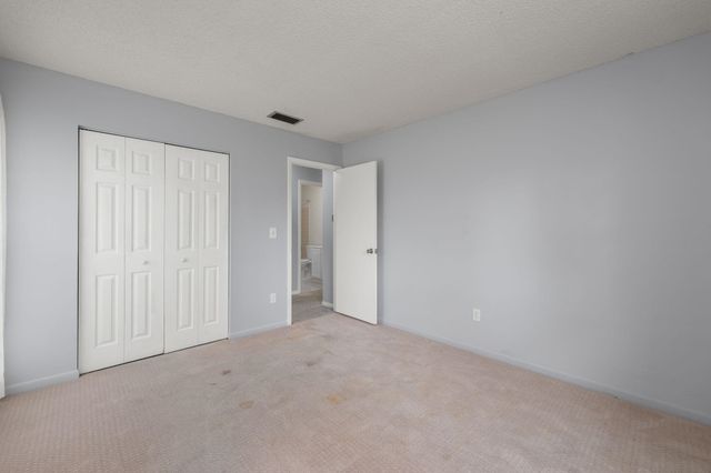 425 Sevilla Dr, St Augustine, FL 32086