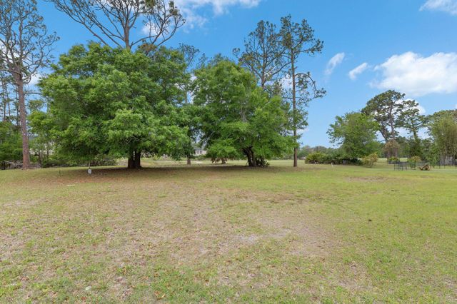 425 Sevilla Dr, St Augustine, FL 32086