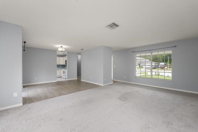 425 Sevilla Dr, St Augustine, FL 32086