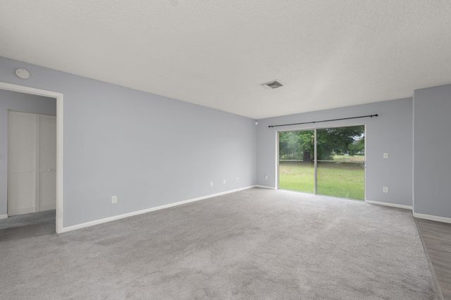 425 Sevilla Dr, St Augustine, FL 32086