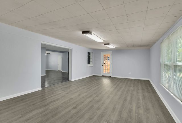 205 NW Jill Ann Drive, Burleson, TX 76028