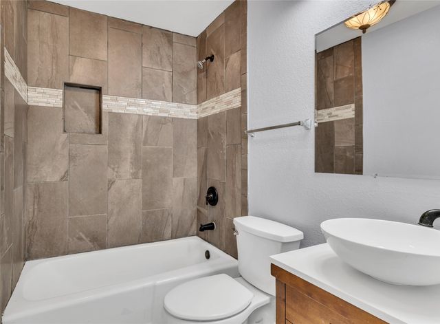 205 NW Jill Ann Drive, Burleson, TX 76028