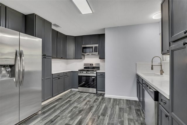 205 NW Jill Ann Drive, Burleson, TX 76028