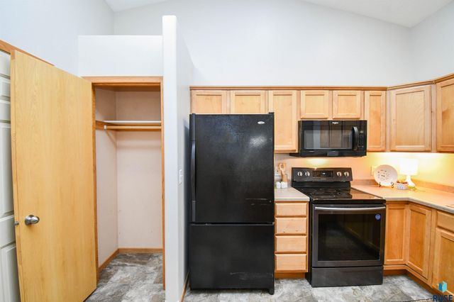 301 Scott Pl Place, Tea, SD 57064