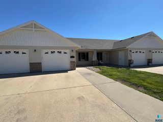 301 Scott Pl Place, Tea, SD 57064