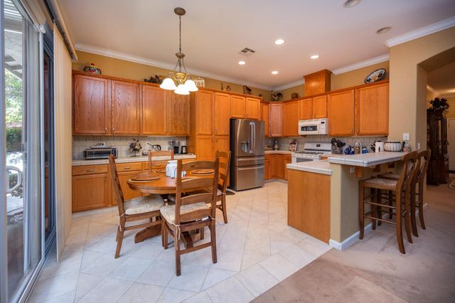 2006 Butterfield Ln, Lincoln, CA 95648