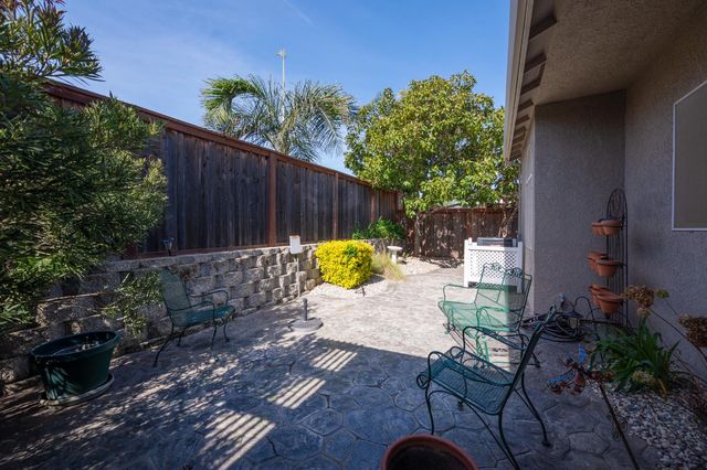 2006 Butterfield Ln, Lincoln, CA 95648