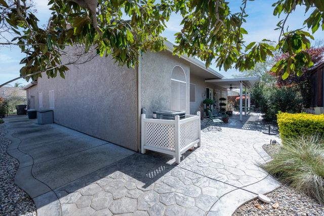 2006 Butterfield Ln, Lincoln, CA 95648