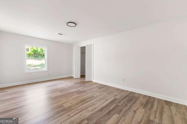 8859 Thomas Road, Jonesboro, GA 30238
