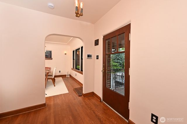 1543 31st Avenue S, Seattle, WA 98144