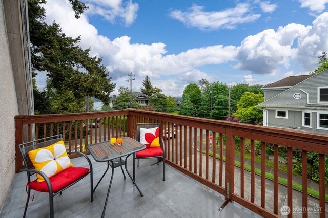 1543 31st Avenue S, Seattle, WA 98144
