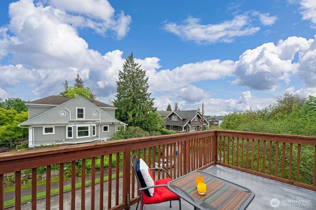 1543 31st Avenue S, Seattle, WA 98144
