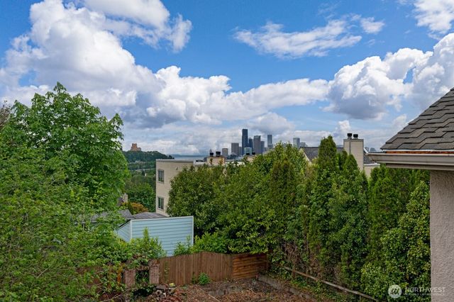 1543 31st Avenue S, Seattle, WA 98144