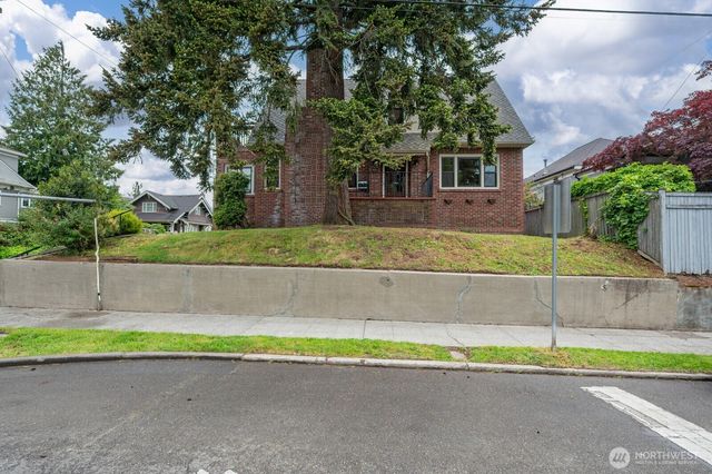 1543 31st Avenue S, Seattle, WA 98144