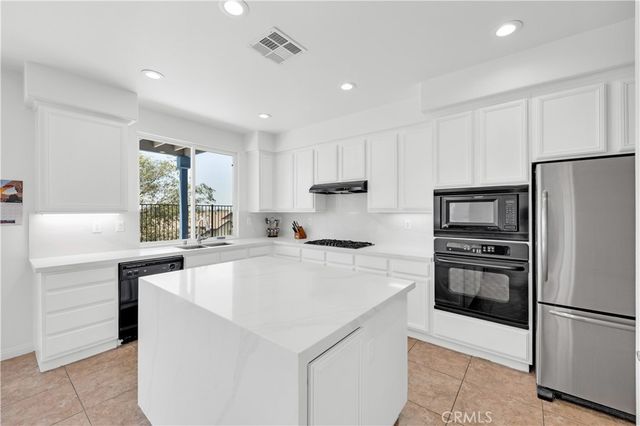 28195 Juniper Tree, Menifee, CA 92585