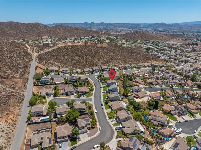 28195 Juniper Tree, Menifee, CA 92585