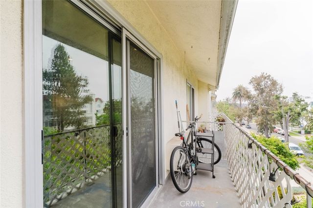 3734 S Canfield 330, Los Angeles, CA 90034